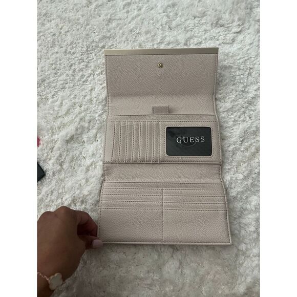 Guess Blush Pink Water color Brush Strokes Long Wallet - Picture 2 of 3